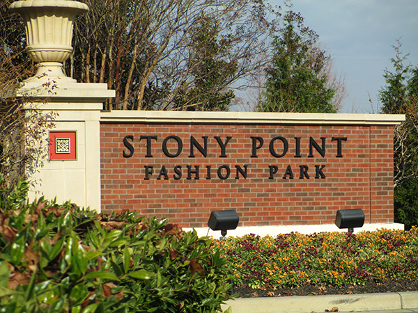 Stony Point Fashion Park 