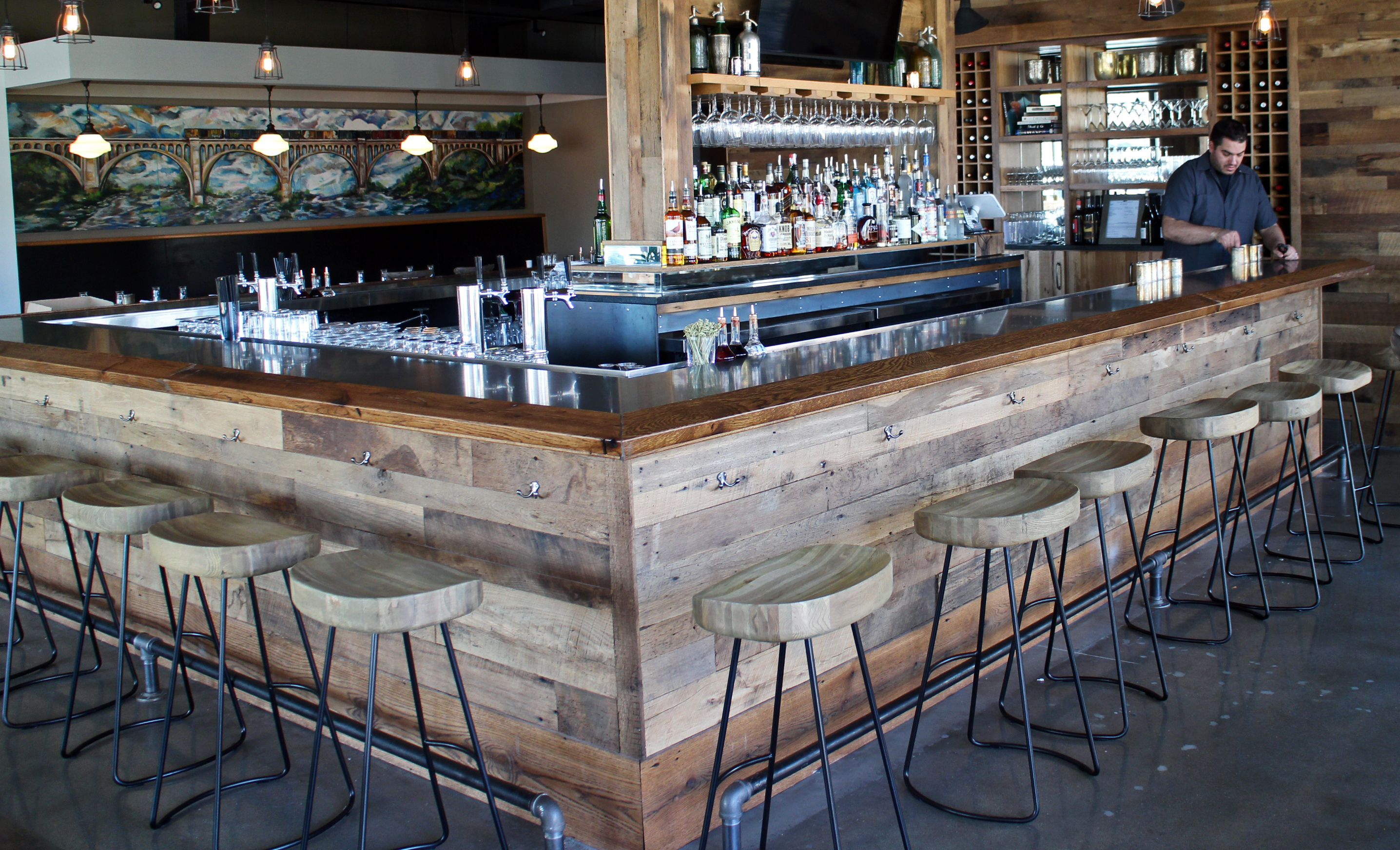 Southbound opens to enthusiastic diners south of the river