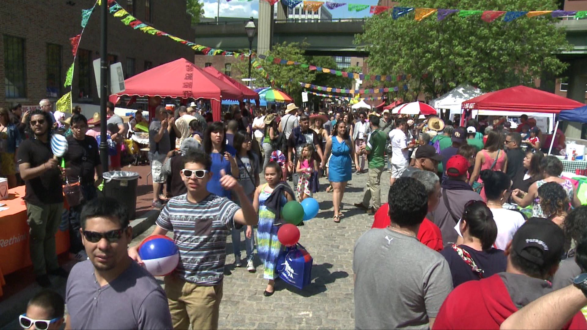 Weekend Events: ¿Qué Pasa? Festival, Arts in the Park, Friday Cheers and more